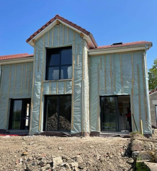 Entreprise de maçonnerie générale è Epinal - Gros oeuvre, construction de maison, rénovation intérieure, plâtrerie, pose de parquet, pose de carrelage, terrassement - BATIPLUS (37)